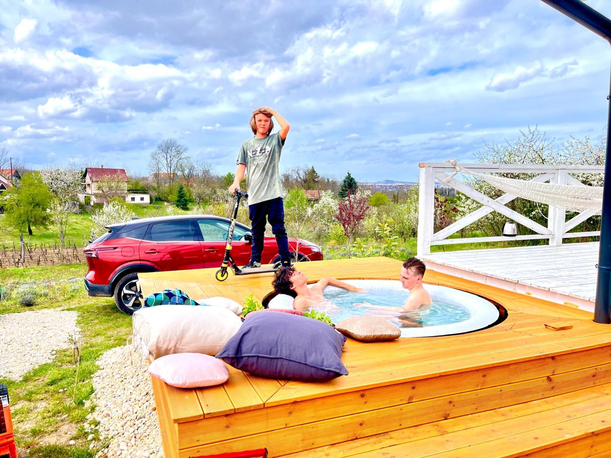 Bohemian Eco At Balaton Appartement