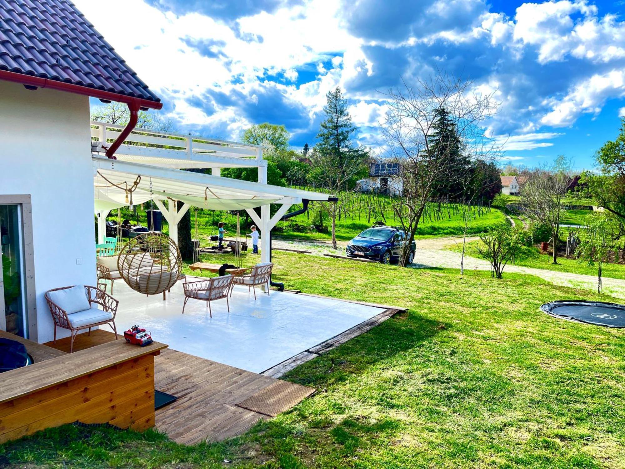 Bohemian Eco At Balaton Kisapati
